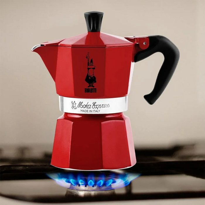 BIALETTI 0004943 Moka Express piros alumínium kotyogós kávéfőző, 6 adagos – 5. kép