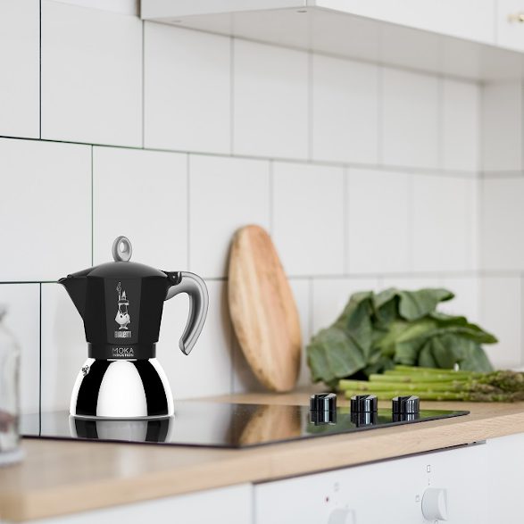 BIALETTI Moka Induction 6 adagos fekete kotyogós kávéfőző – 2. kép