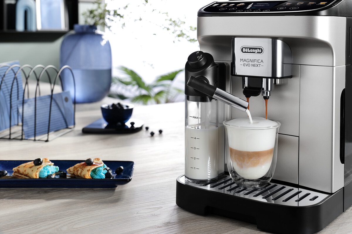 DE-LONGHI Magnifica Evo Next ECAM310.80.SB automata kávéfőző tejtartállyal, fekete-ezüst – 10. kép