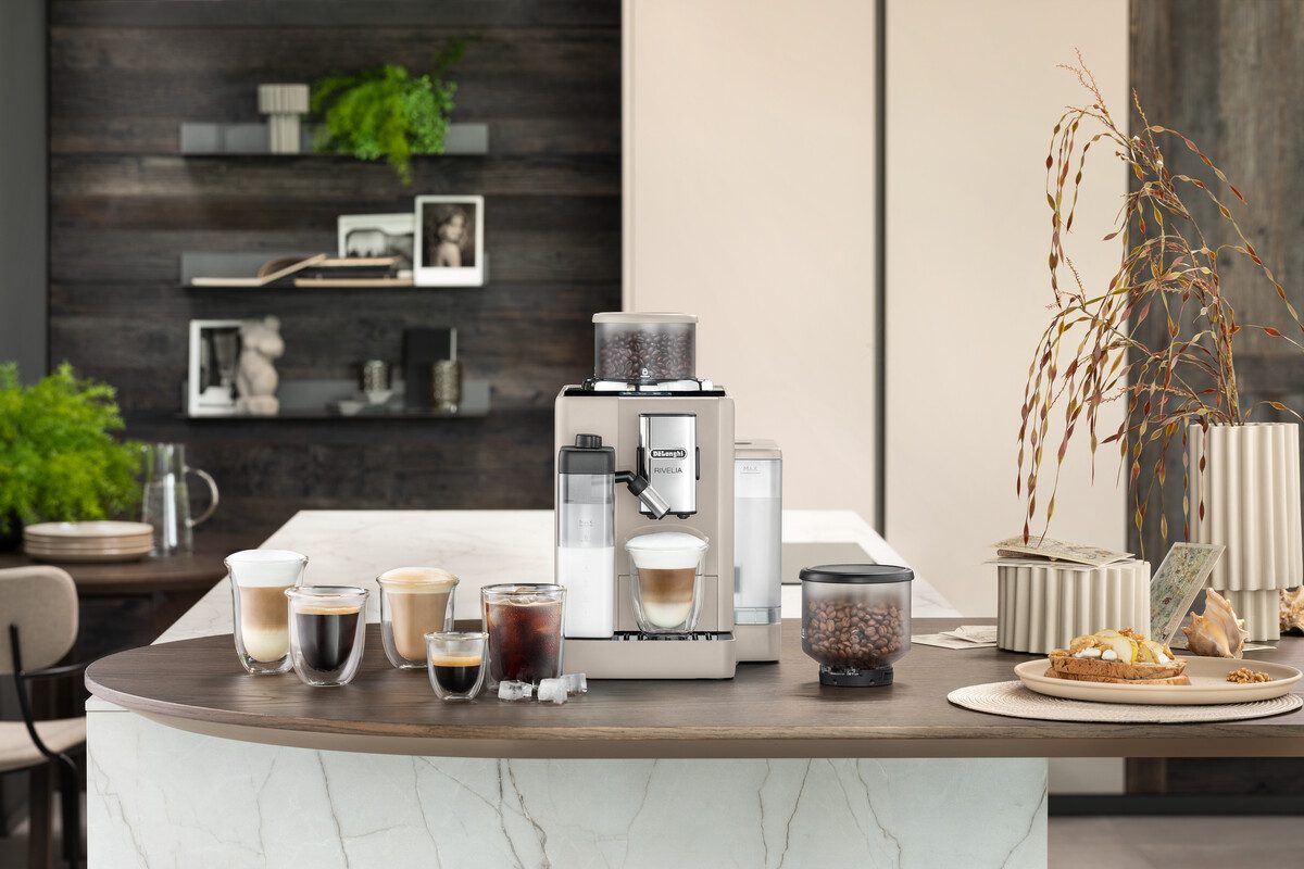 DE-LONGHI Rivelia EXAM440.55.B automata kávéfőző Bean Switch rendszerrel – 16. kép