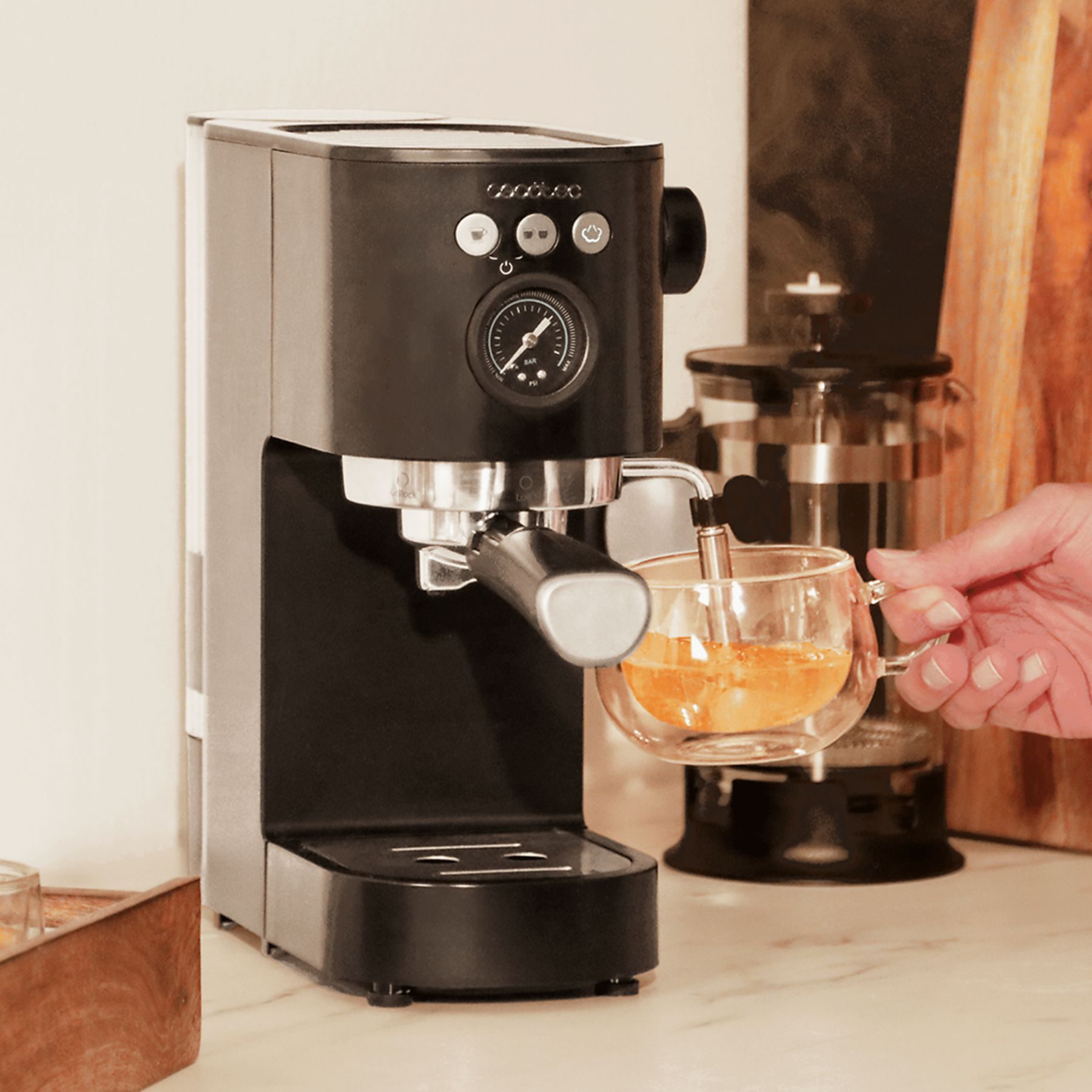 CECOTEC 1635 Cafelizzia Fast Pro karos eszpresszógép – 4. kép