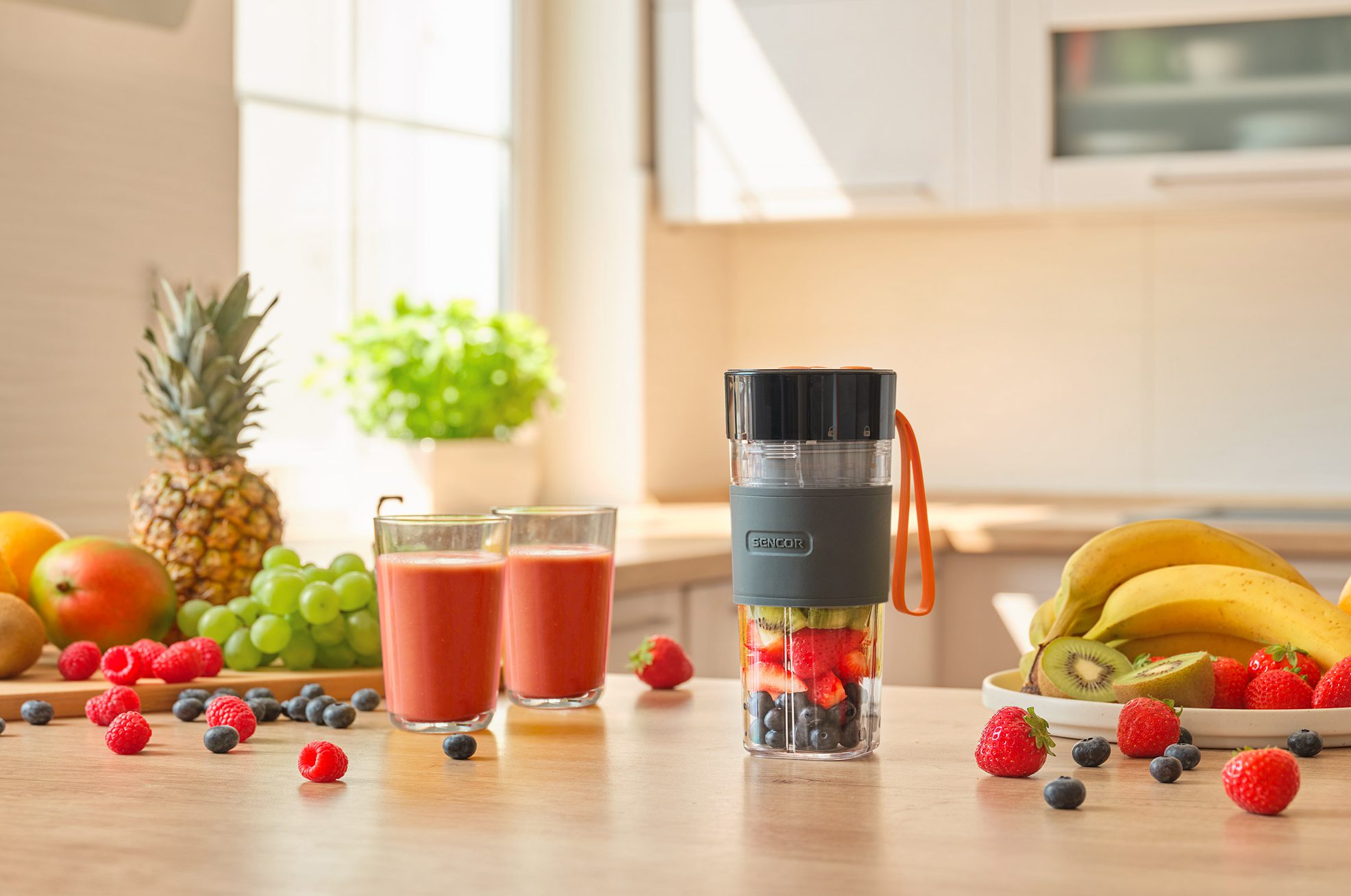 SENCOR SBL 151BK hordozható smoothie maker, 330 ml – 7. kép