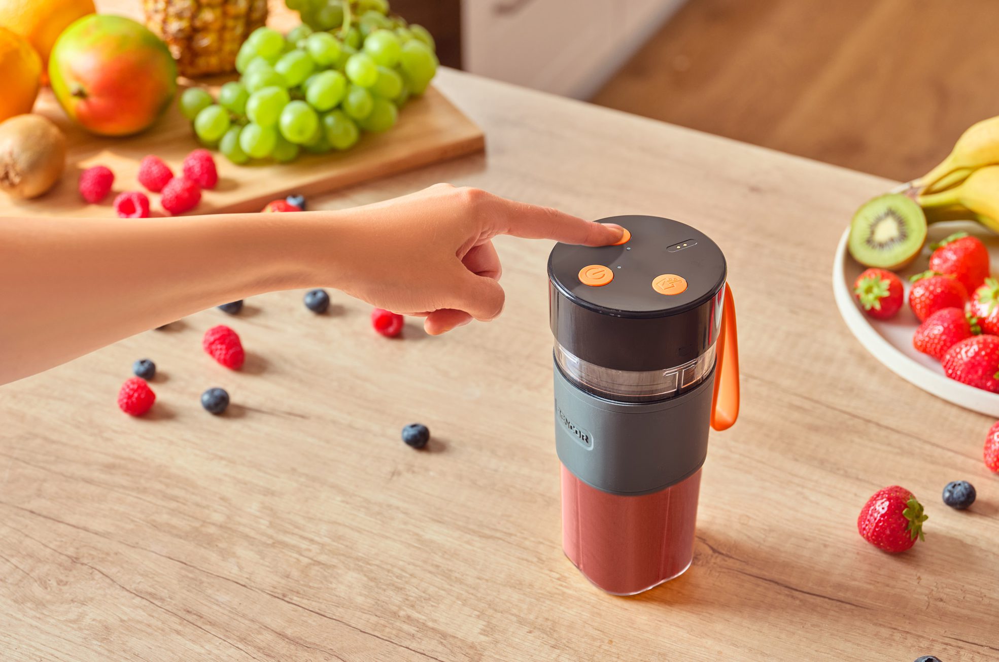 SENCOR SBL 151BK hordozható smoothie maker, 330 ml – 8. kép